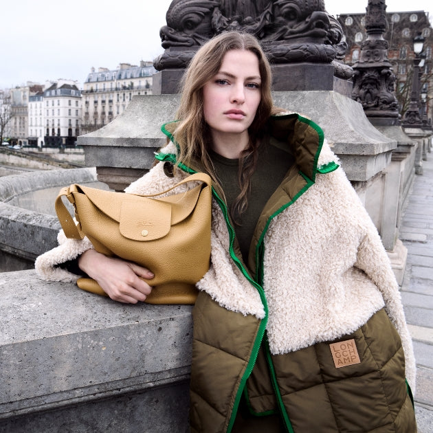Le Cadence L Shoulder bag