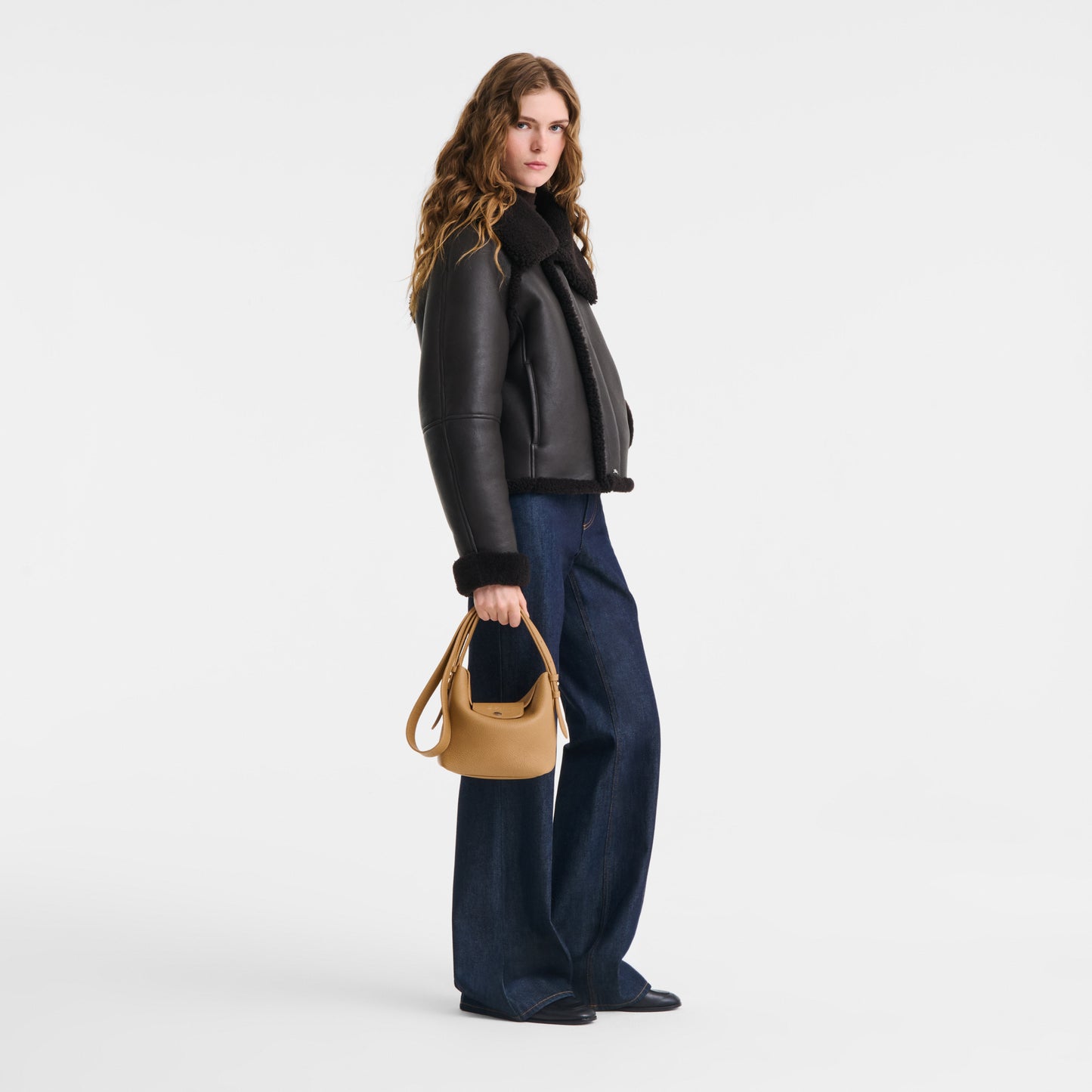Le Cadence L Bucket bag