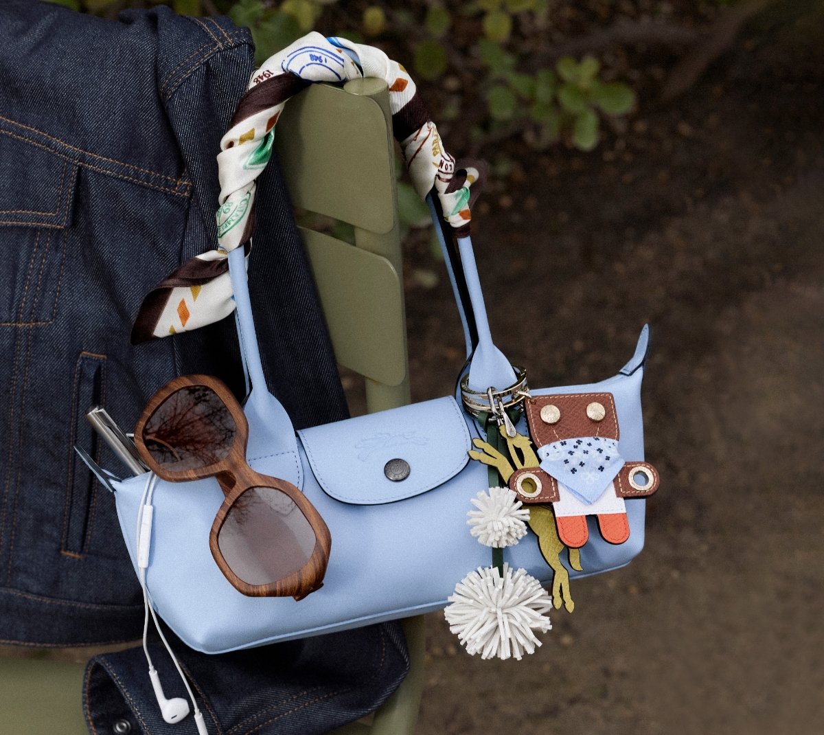 Women's accessories