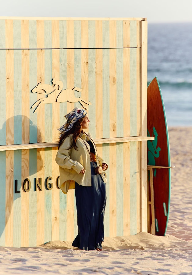 Under the radiant Portuguese sun, friends of the Maison enjoy summer in total freedom. image 7